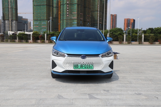Το πιο δημοφιλές καθαρά ηλεκτρικό ταξί της BYD, το νέο e6, έχει αυτονομία 500KM